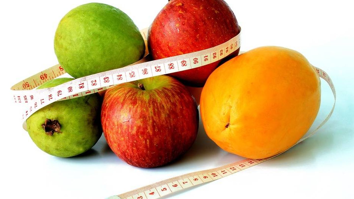 Una dieta que implique solo comer fruta, dificilmente generará adherencia