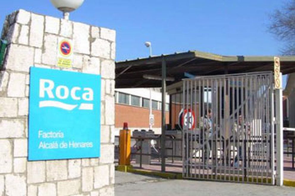Foto: Roca presenta un ERE para despedir a 713 trabajadores en toda España