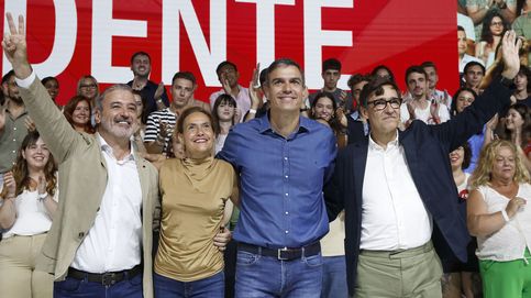 El auge del PSC en Cataluña y el aguante en Andalucía sujetan a Pedro Sánchez