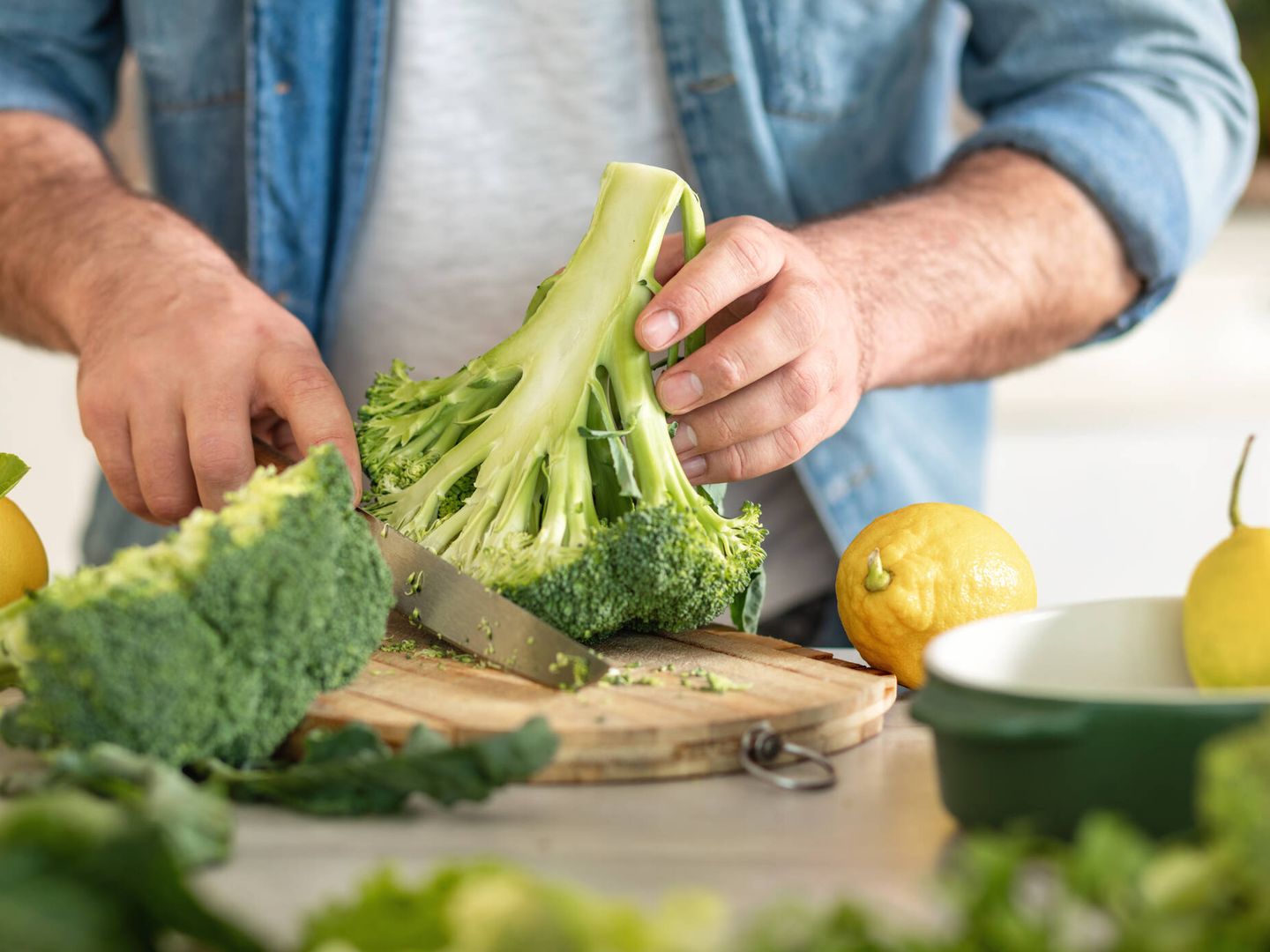 La forma de cocinar el brócoli afecta a su calidad nutricional. Lo mejor, cocido poco tiempo. (iStock)