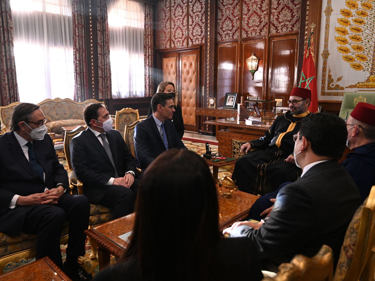 Foto: Reunión de Sánchez y el rey Mohamed VI de Marruecos el pasado mes de abril. (EFE/Presidencia del Gobierno)