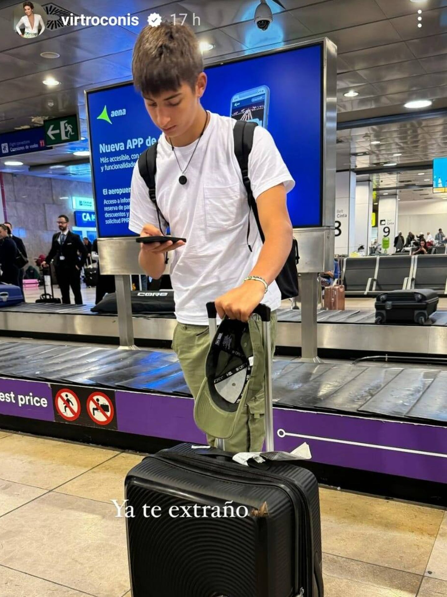 Manuel, hijo de Virginia, a su llegada a Madrid. (Instagram/@virtroconis)