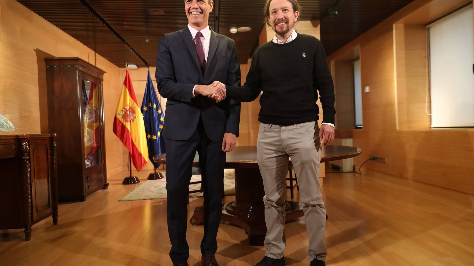 Foto: Pedro Sánchez y Pablo Iglesias, antes de su reunión en el Congreso este 11 de junio. (Inma Mesa | PSOE)