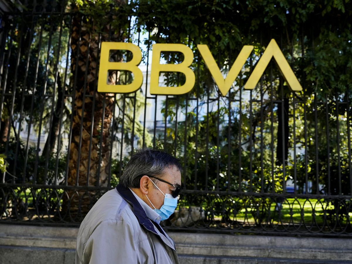Foto: Edificio de BBVA en Madrid. (Reuters/Juan Medina)