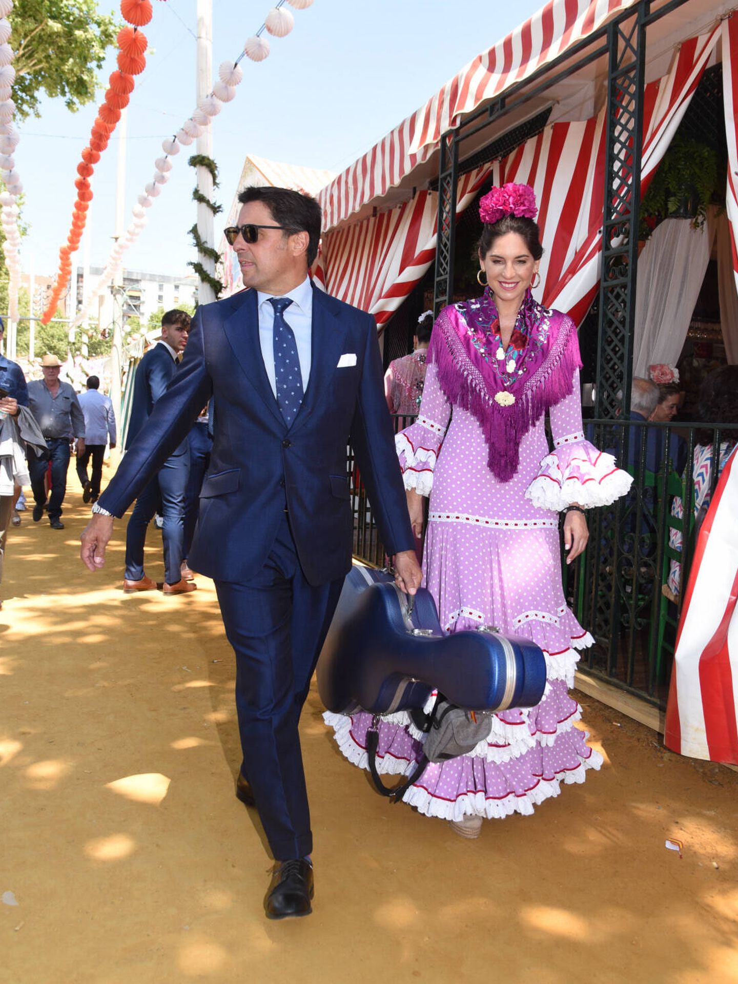 Francisco Rivera y Lourdes Montes en la fiesta organizada por 'El Turronero' en la Feria de Abril de Sevilla. (Gtres)