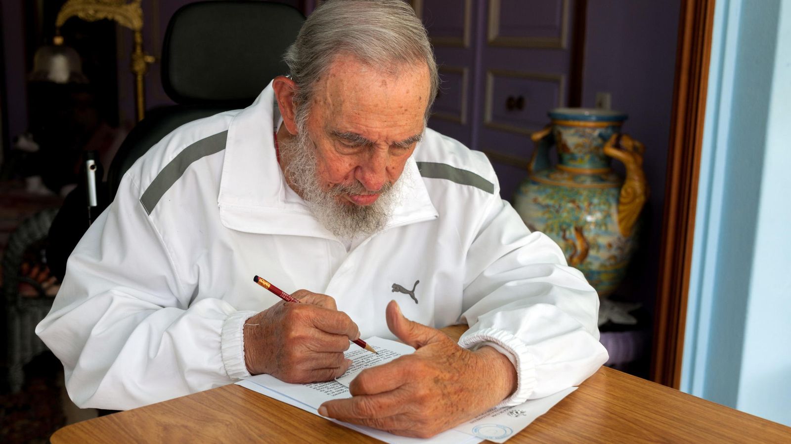 Foto: Fidel Castro vota en las elecciones locales de Cuba (EFE)