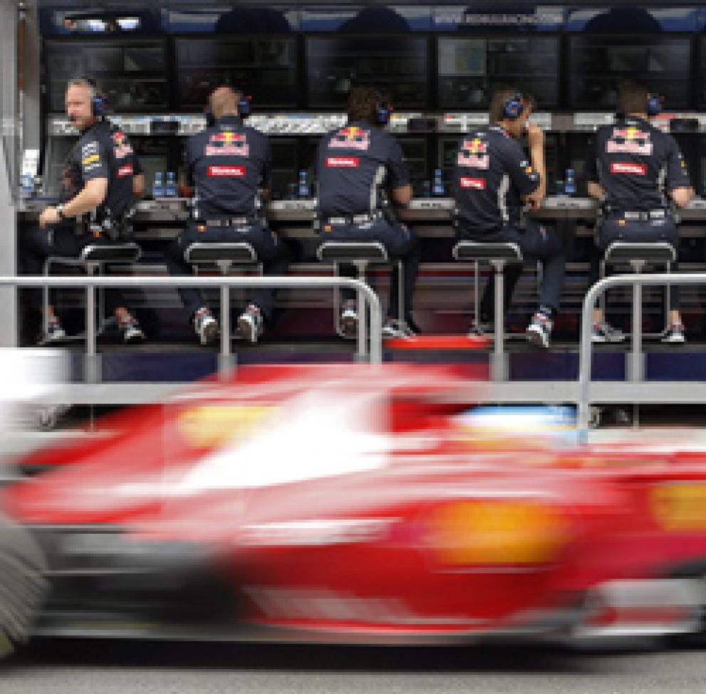 Foto: Red Bull tiene motivos para estar más contento que Ferrari