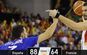 España se toma la revancha con una paliza por más de 20 puntos a Francia