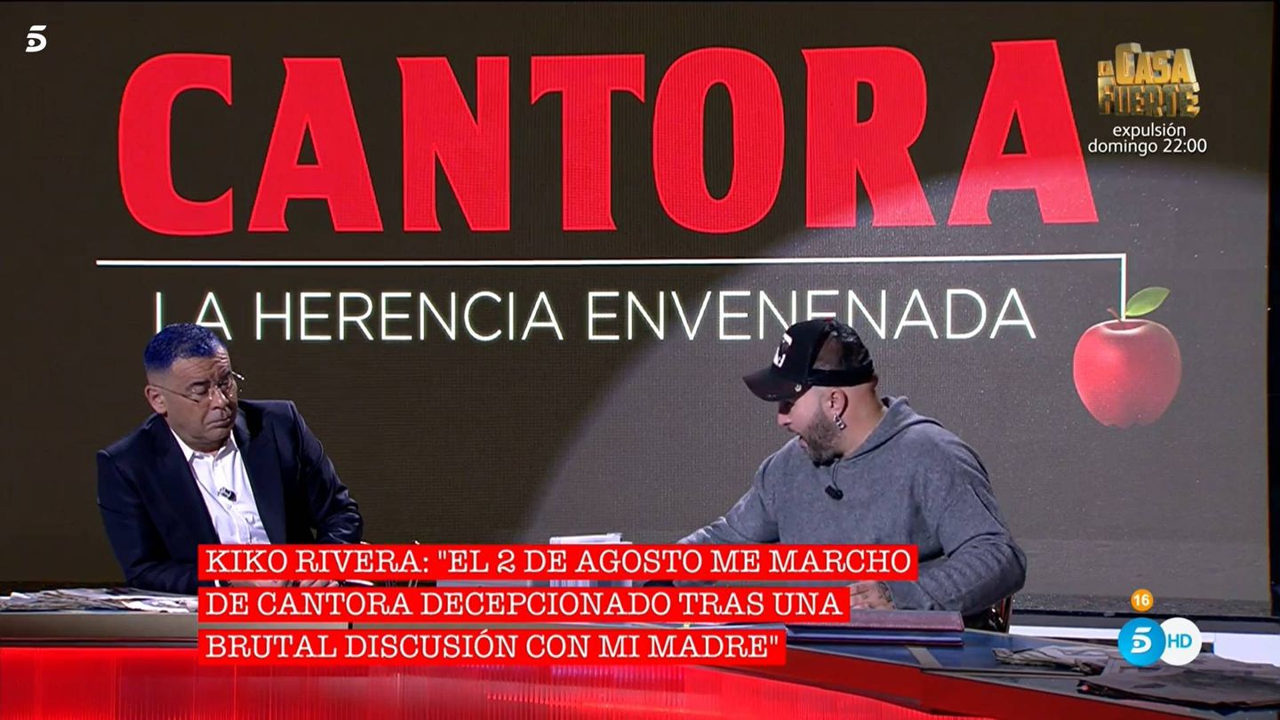 Jorge Javier Vázquez y Kiko Rivera, en 'Cantora, la herencia envenenada'. (Mediaset España)