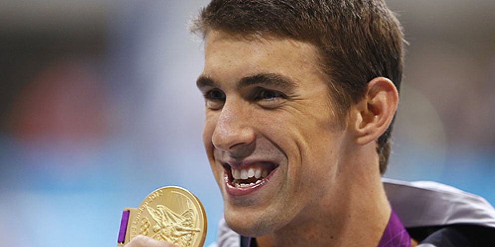 Foto: Michael Phelps se corona en la piscina y agranda su leyenda tras ganar el oro en los 100 mariposa