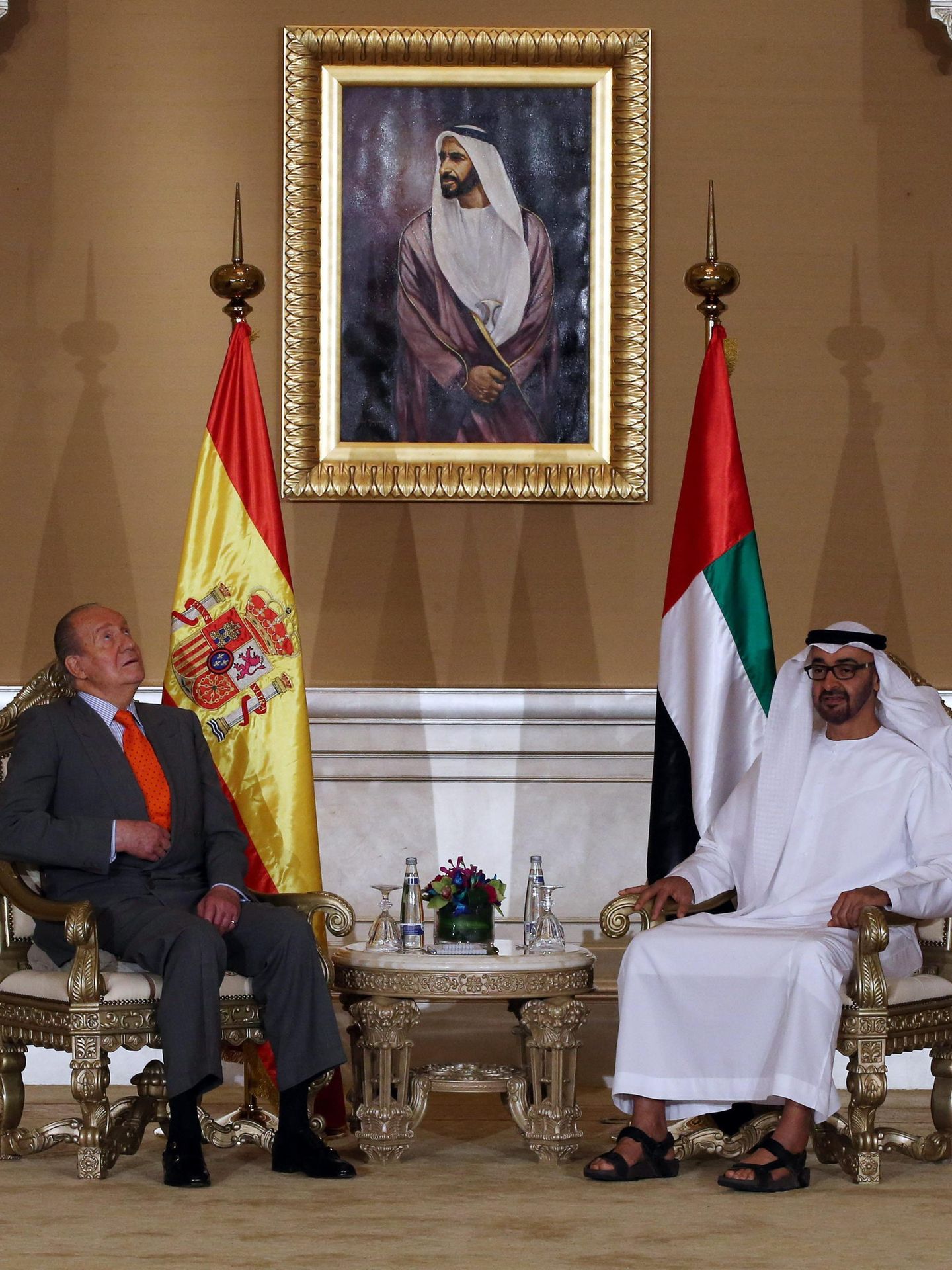 El rey Juan Carlos, con el jeque Mohamed bin Zayed al Nahyan en 2014. (EFE/Ali Haider)