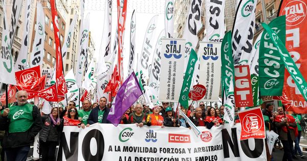 Foto: Protesta de sindicatos. (EFE)