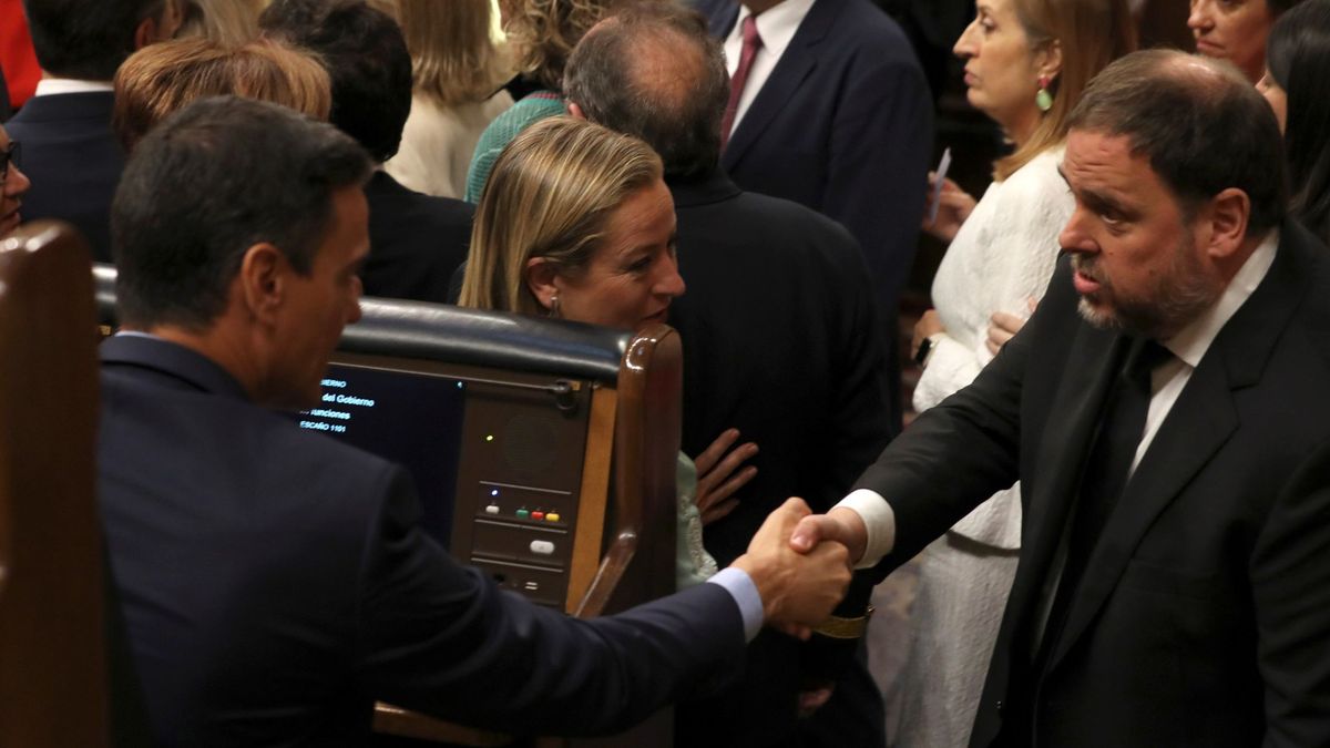 Los independentistas logran la foto con Sánchez y Junqueras le pide "hablar"