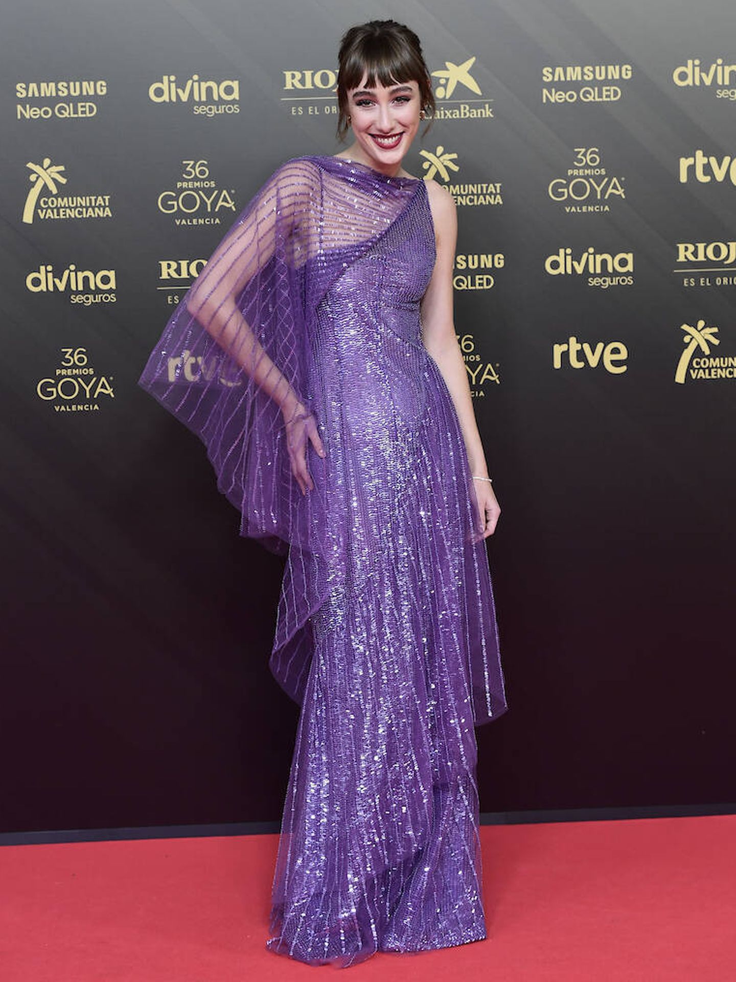 Almudena Amor, en la alfombra roja de los Premios Goya 2022. (JG/LP)