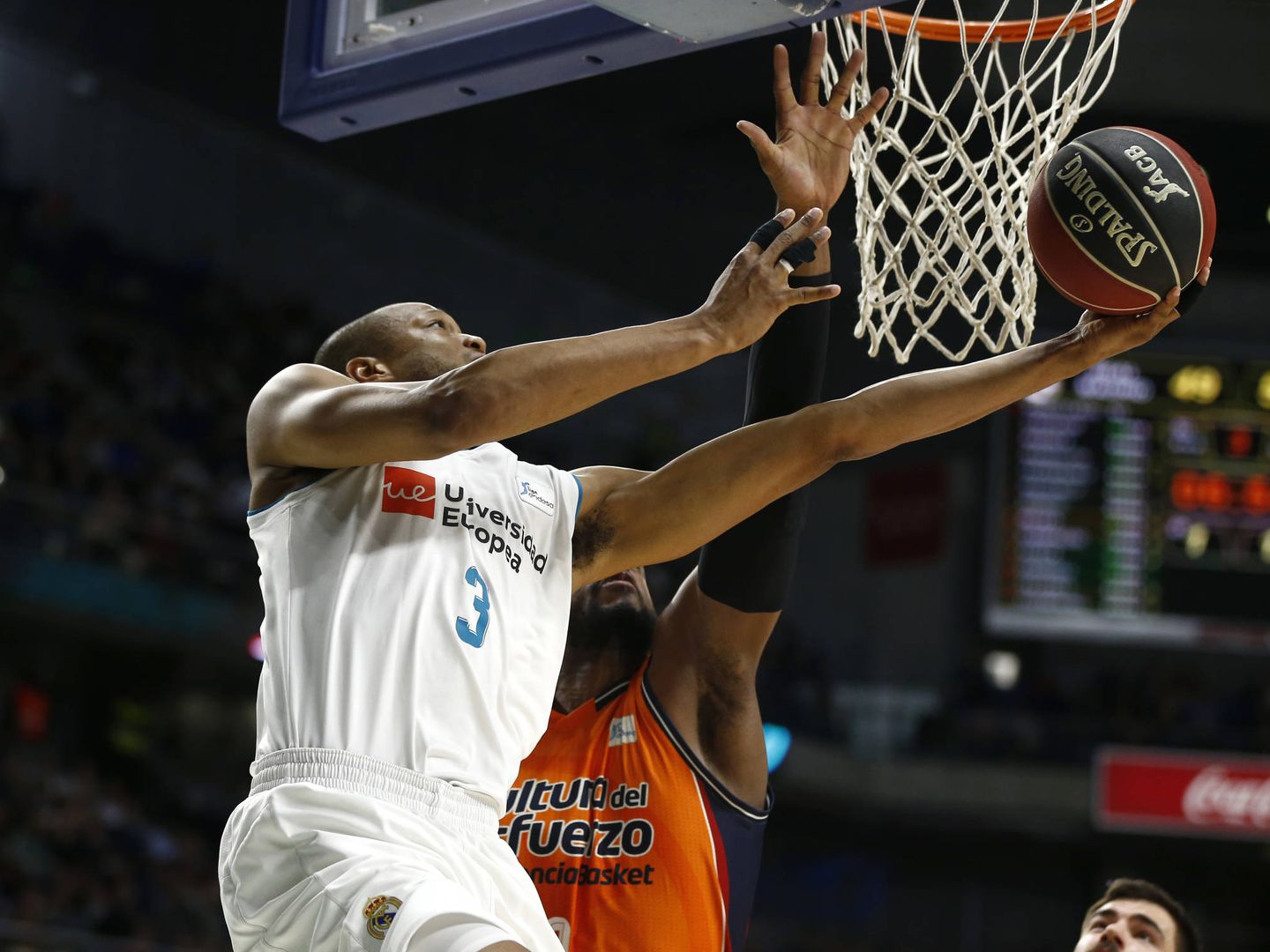 Anthony Randolph, con 13 puntos, fue otro de los destacados en la victoria del Real Madrid ante el Valencia Basket. (ACB Photo/V. Carretero)