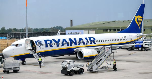 Foto: La huelga costará a Ryanair 33 millones de euros (EFE/Sascha Steinbach)