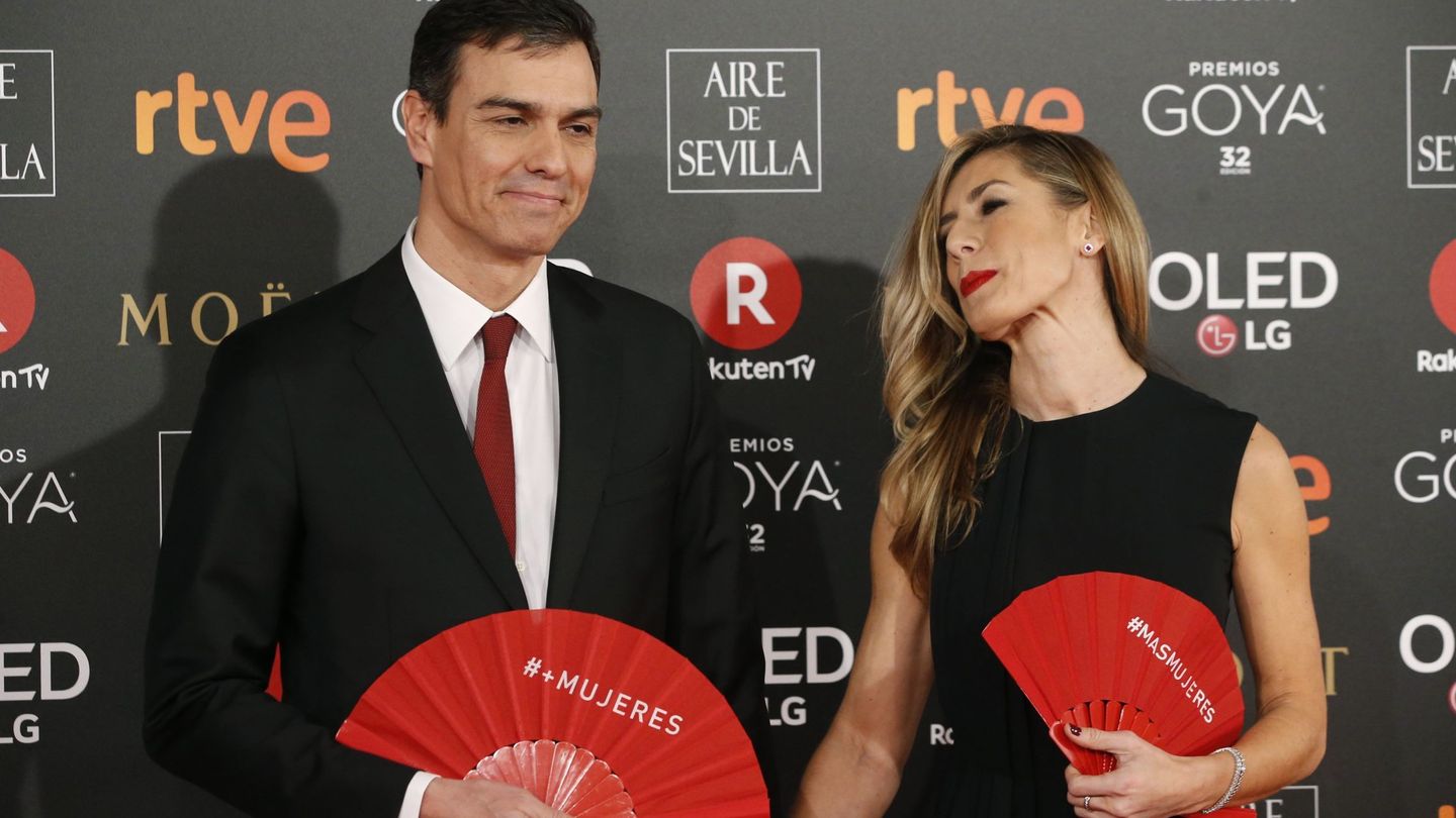 Pedro Sánchez y su mujer Begoña Gómez en la 32 Edición de los Premios Goya. (Efe/Javier Lizón)