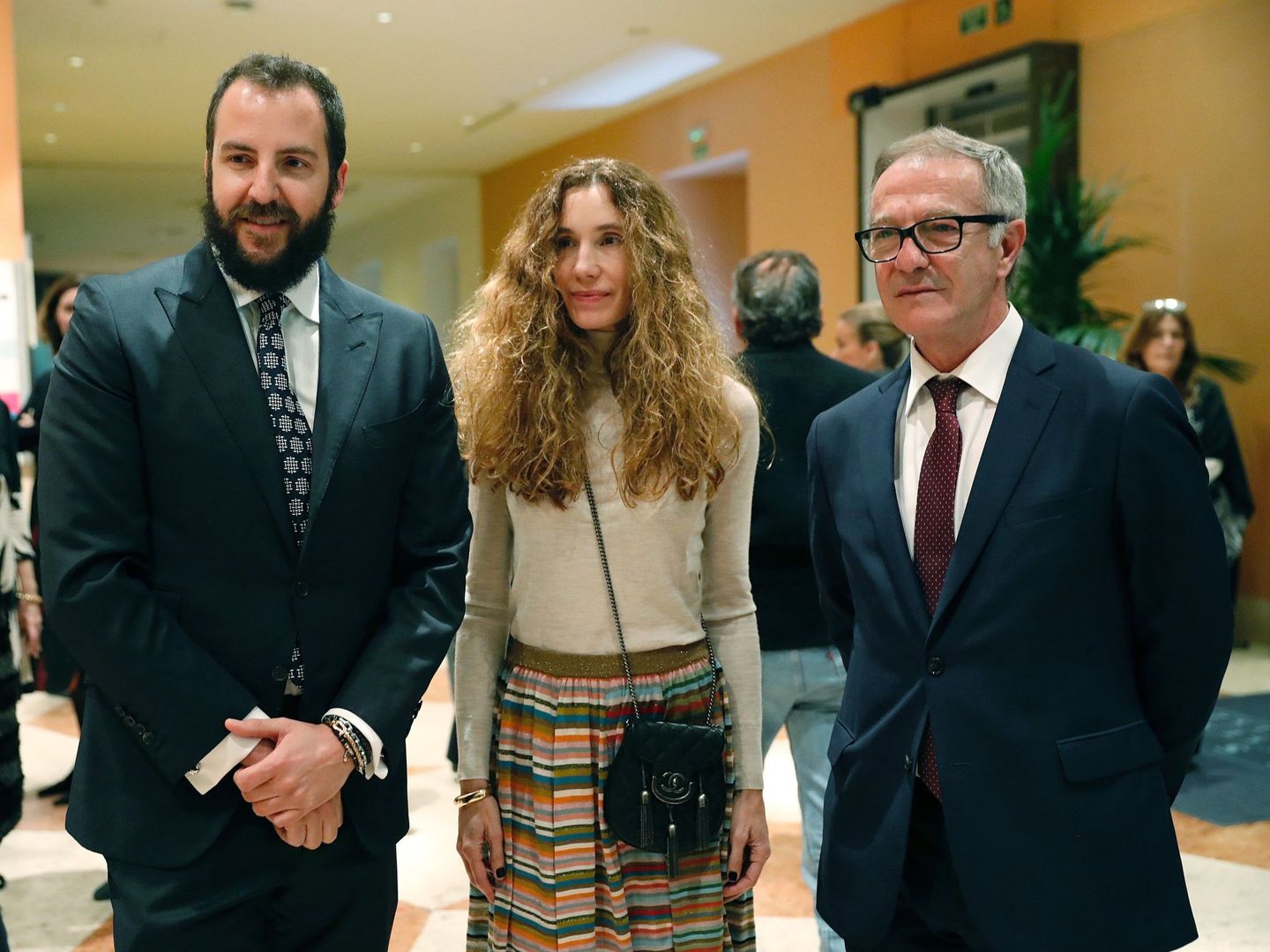 El ministro de Cultura, José Guirao, junto a Borja y Blanca Thyssen.  (EFE)