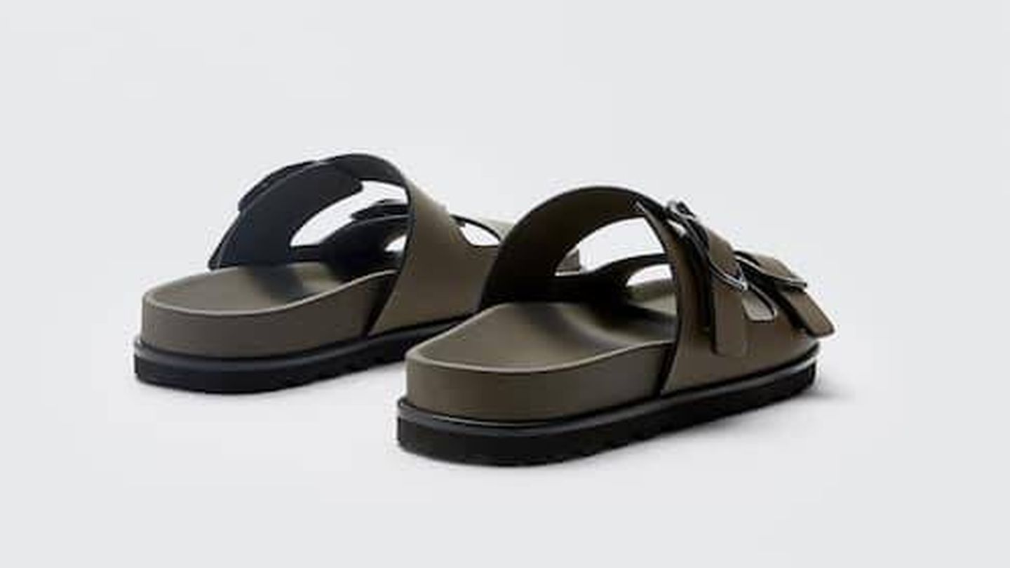 Las sandalias planas de Massimo Dutti. (Cortesía)