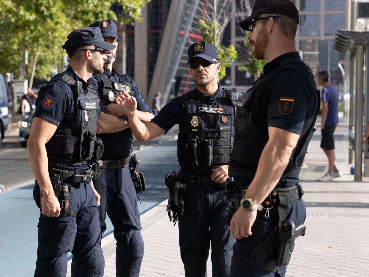 Foto: Agentes de la Policía Nacional en imagen de archivo. (Europa Press/Eduardo Parra) 