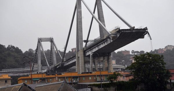 Foto: Se desploma un viaducto en Génova y varios vehículos caen al vacío.