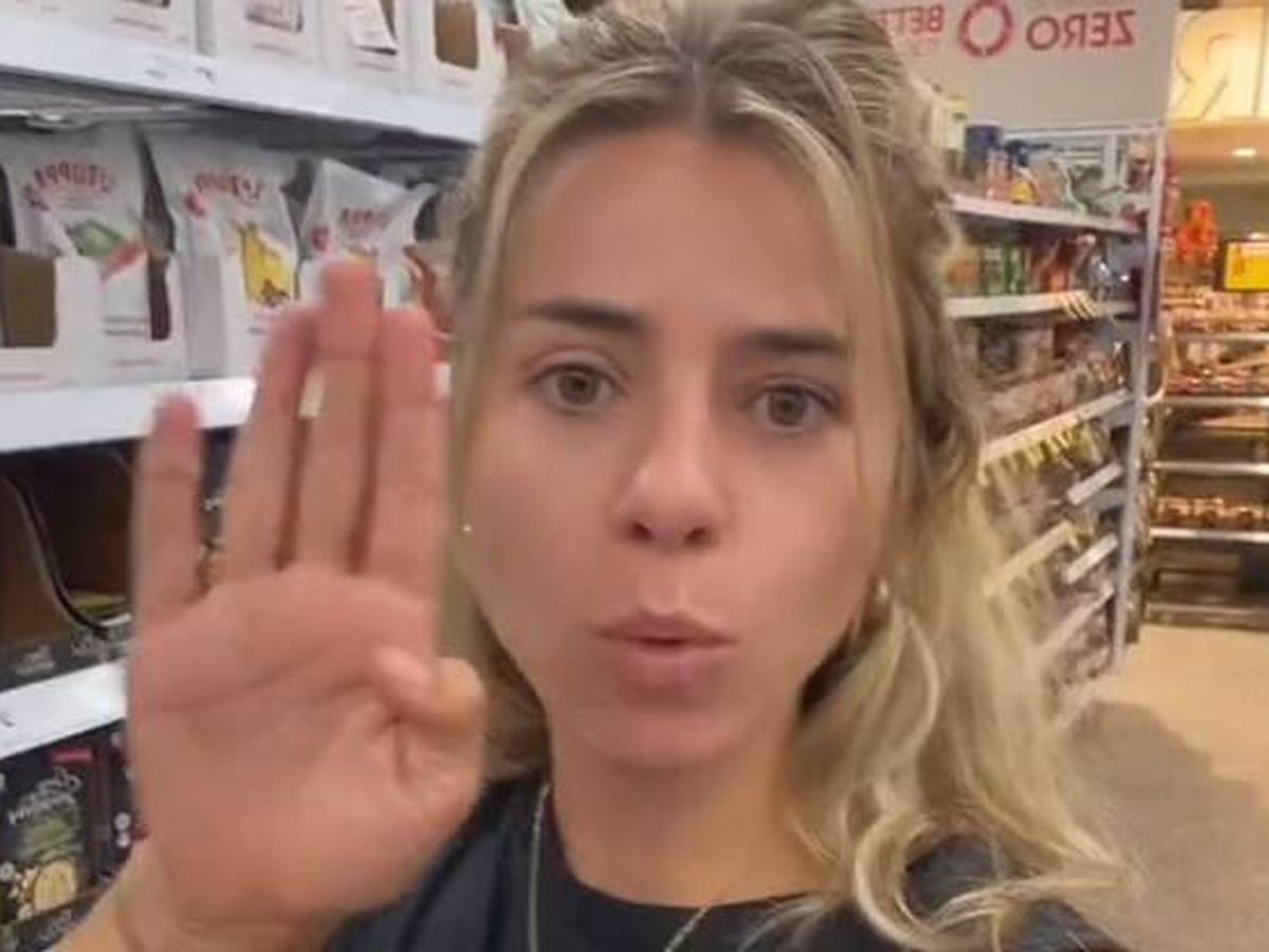 Foto: Marta dentro de un supermercado (@martaregistrada)
