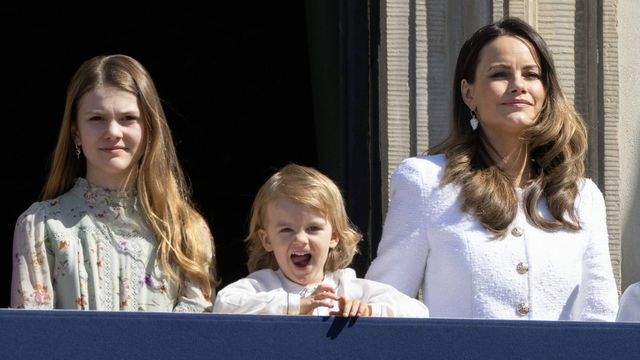 La princesa Sofía junto al príncipe Julian y la princesa Estelle. (CordonPress)