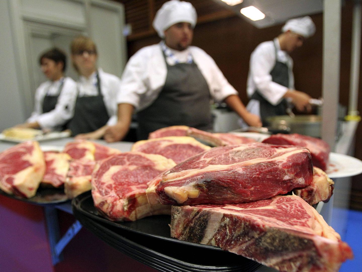 Carne roja de alta calidad, en la primera jornada del congreso San Sebastián Gastronomika de 2012 | EFE