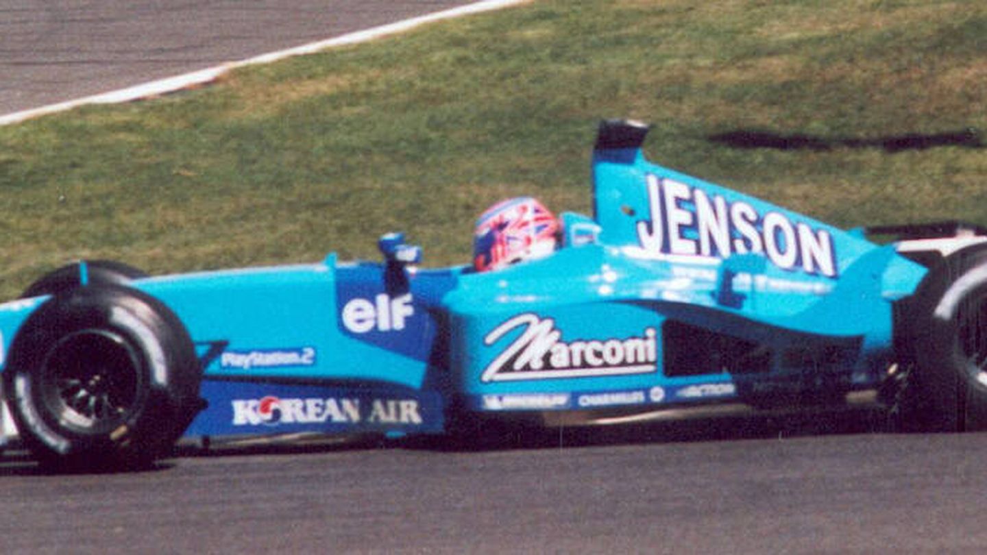 Button conduciendo el último monoplaza de Benetton en 2001. (Mathieu Felten)
