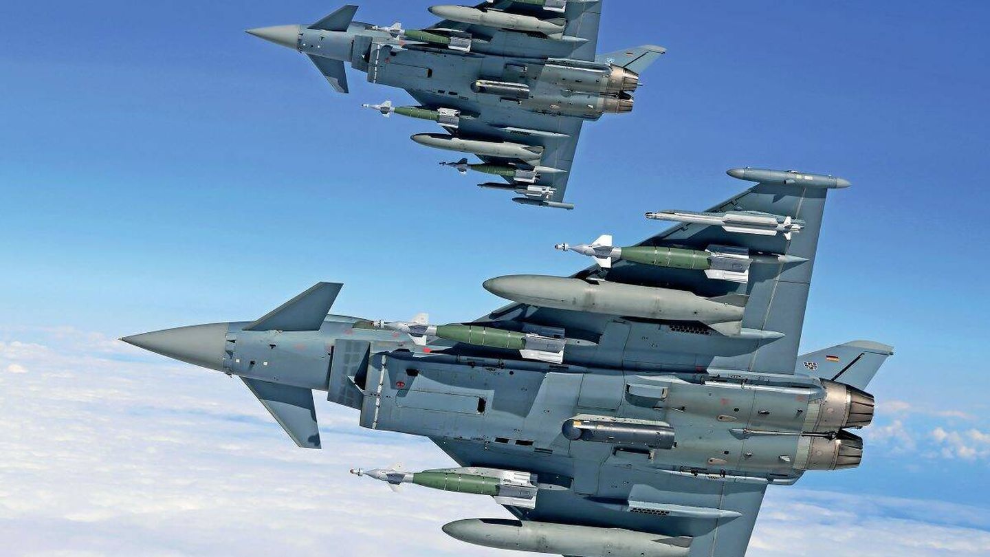 Pareja de Eurofighters alemanes configurados para ataque a tierra. (Bundeswehr)