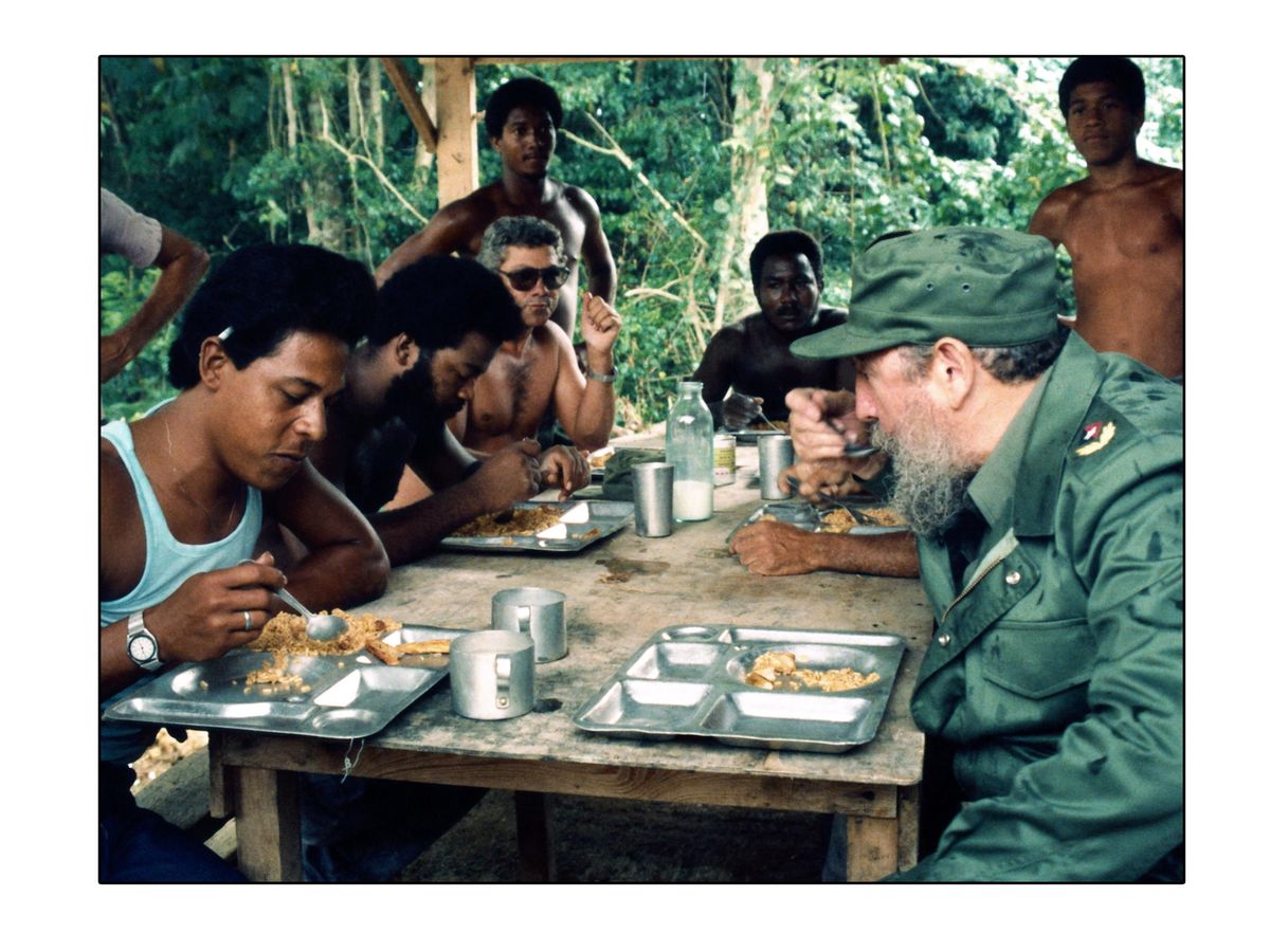 Photo: Fidel Castro, in a work camp.  (EFE)