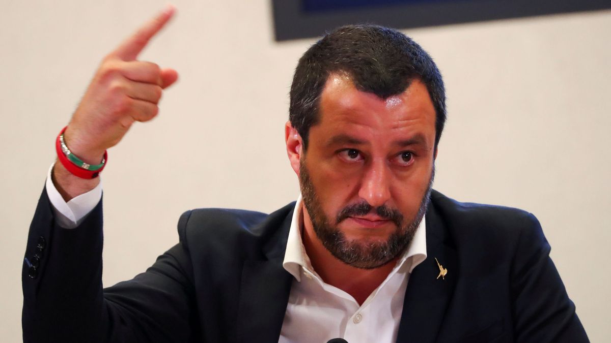 Salvini amenaza con llevar 177 inmigrantes rescatados a Libia si la UE no interviene