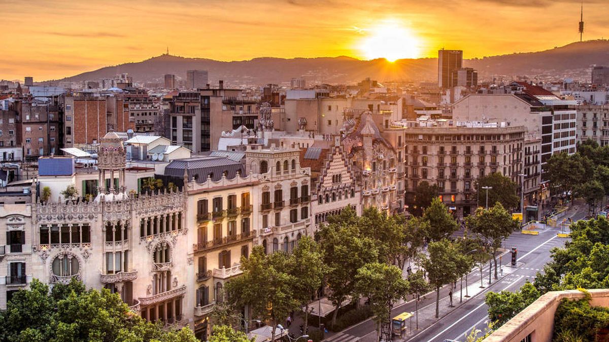 Vender casa en Barcelona en tiempos de crisis: los precios de oferta caen hasta un 12%