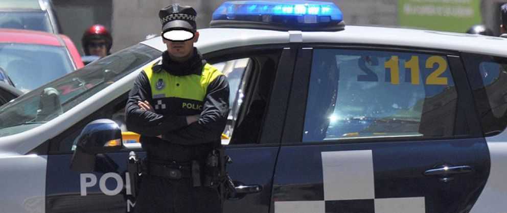 Foto: Detenidos dos policías municipales de Madrid por extorsionar a un conductor chino