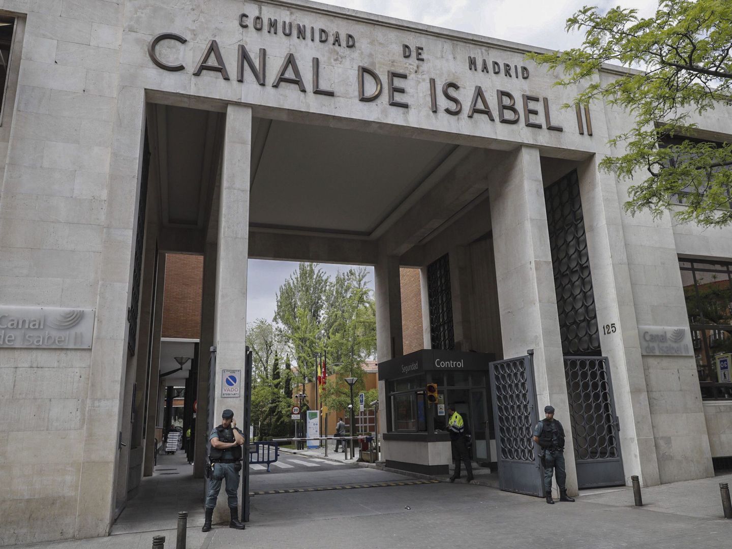 La sede central en Madrid del Canal de Isabel II. (EFE)