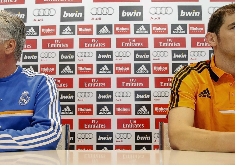 Foto: Ancelotti y Casillas, durante una rueda de prensa (EFE)