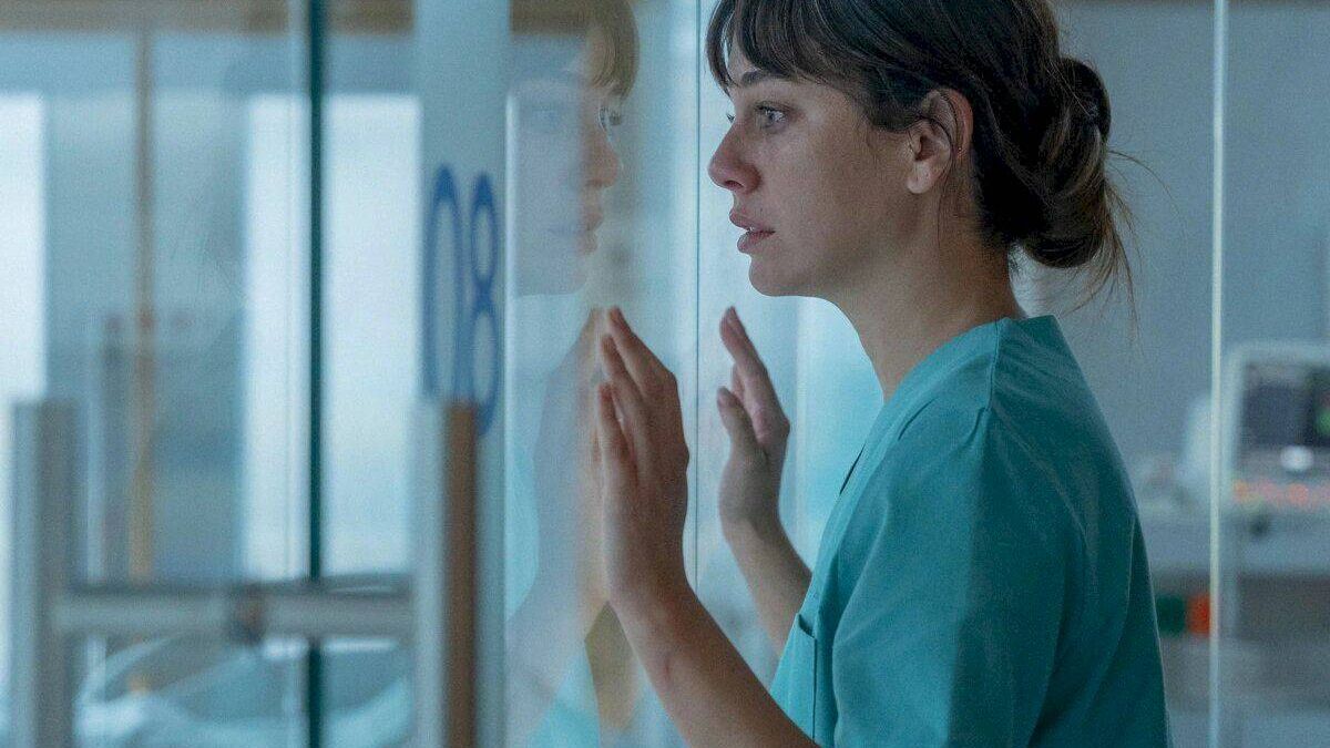 Todo sobre 'Respira', la primera serie de médicos de Netflix con Blanca Suárez  y el creador de 'Élite' que apunta a fenómeno