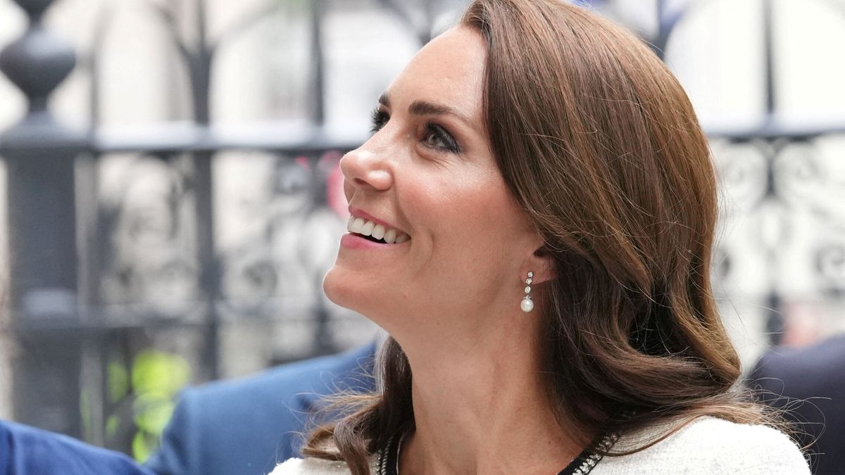 Kate Middleton reabre la National Portrait Gallery de estreno y con 'traición' a Lady Di 