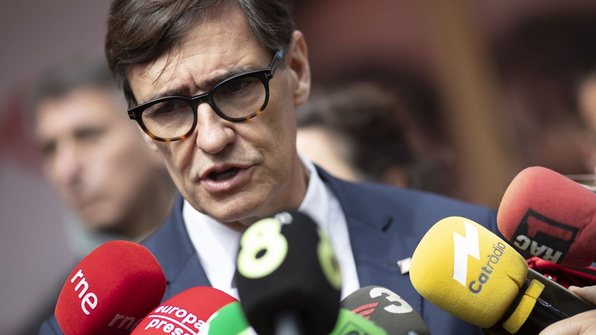 El órdago de Sánchez da alas al PSC y rompe los planes independentistas en las catalanas