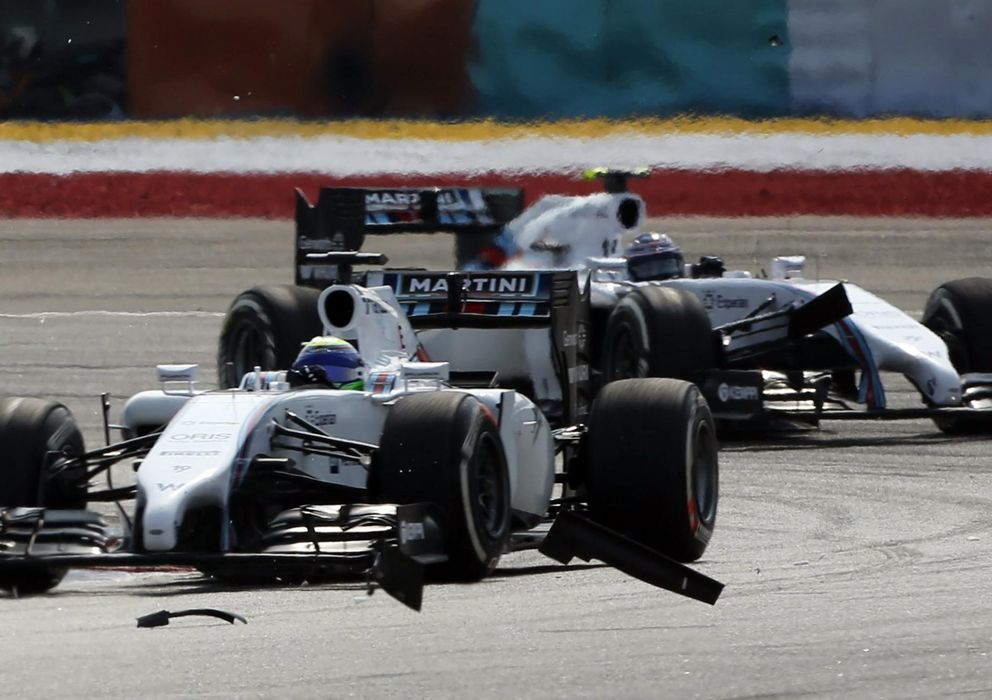 Foto: Felipe Massa y Valtteri Bottas en el Gran Premio de Malasia de Fórmula 1. (Reuters)