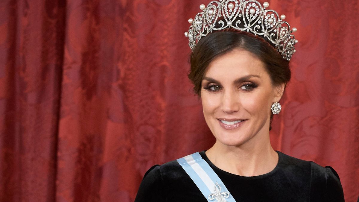 Desvelado el misterio: esta es la pieza más valiosa del joyero de la reina Letizia