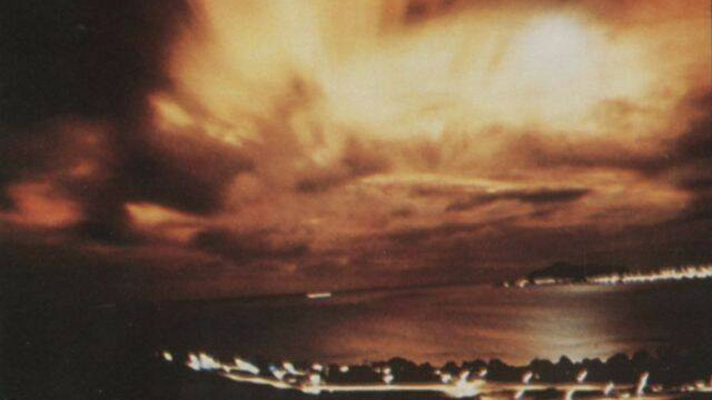 Otra imagen del test nuclear espacial vista desde Hawaii en los años 60.
