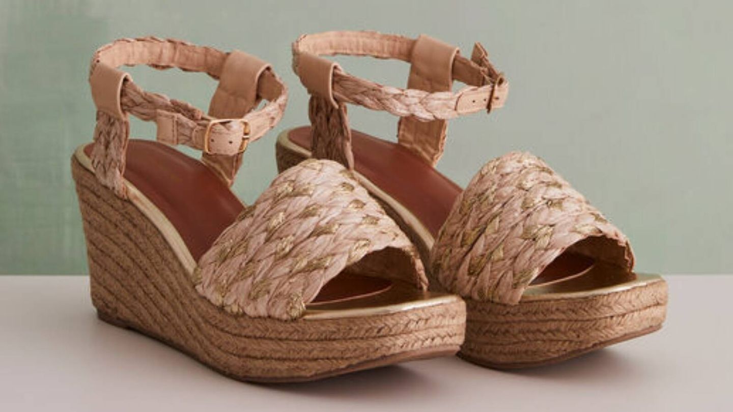 Sandalias cómodas y low cost para el verano. (Women'secret /Cortesía)