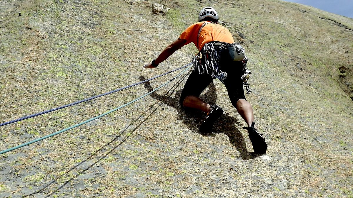 "Un amigo escalador es para siempre": La Pedriza y Guadarrama aúnan arte y deporte