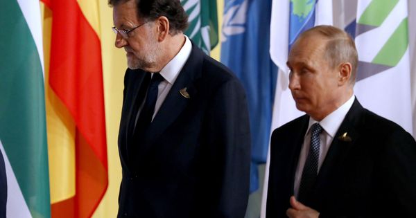 Foto: El presidente del Gobierno español, Mariano Rajoy, junto a su homólogo ruso, Vladímir Putin. (EFE)