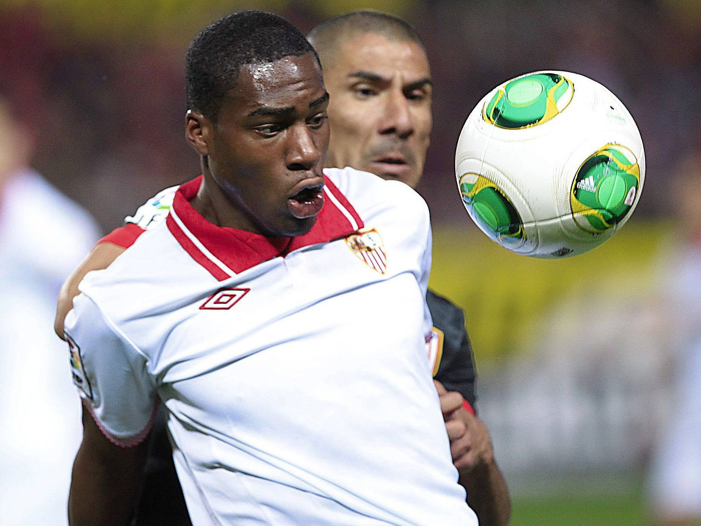 El Sevilla fue sancionado por su acuerdo con Doyen en relación a Kondogbia. (EFE)