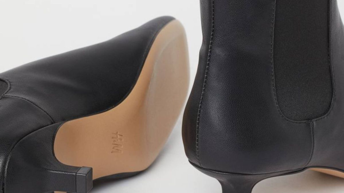 H&M triunfa con unos botines de tacón cómodo a precio low cost