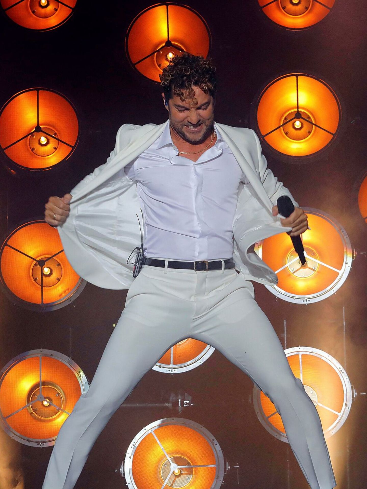 David Bisbal durante un concierto en Almería. (EFE)