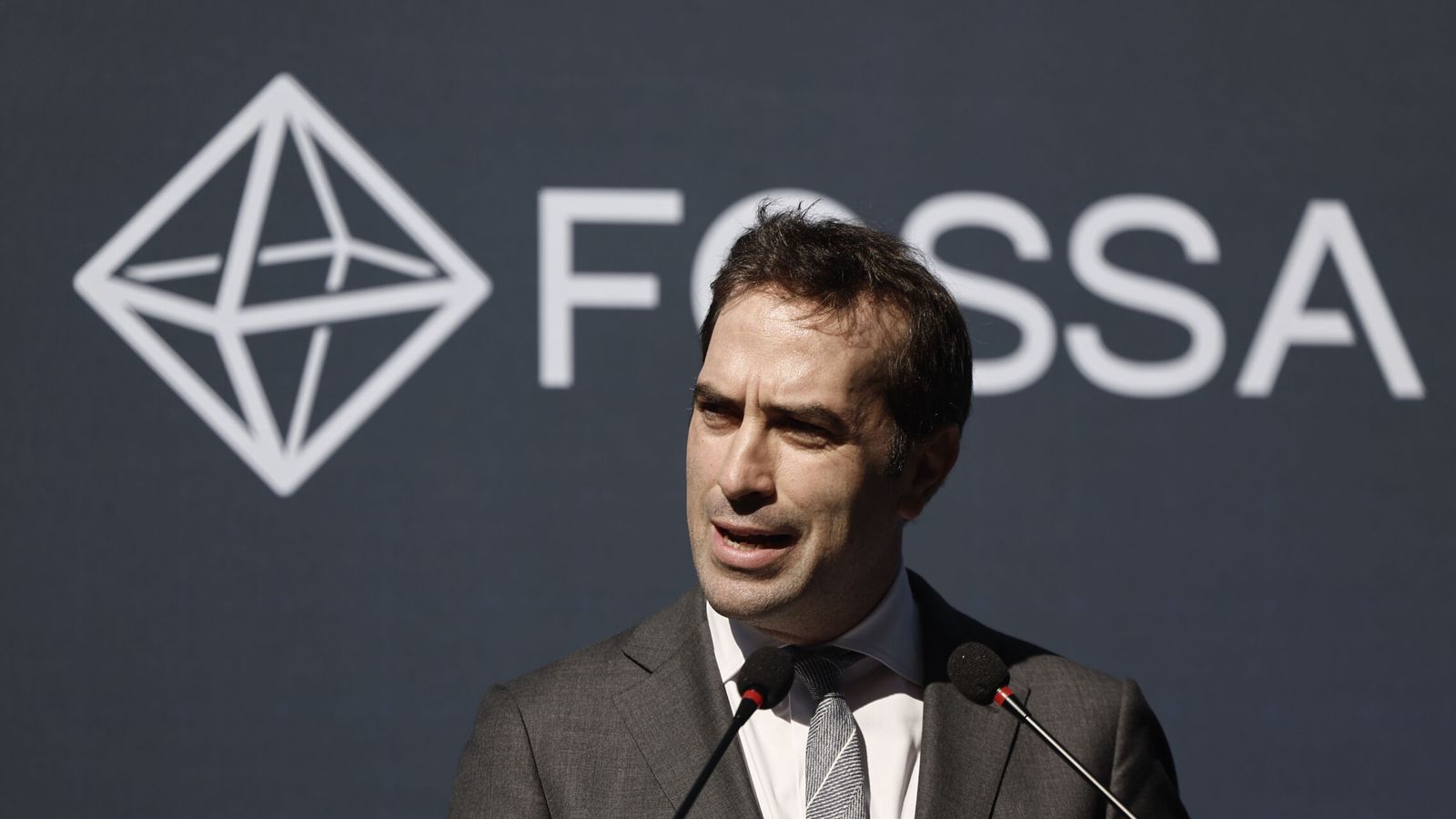 Cuerpo avanza que el Gobierno subirá pensiones y salario mínimo aun estando en funciones