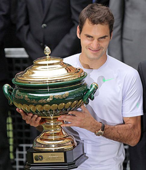 Foto: Federer vence a Youznhy y gana el torneo de Halle por sexta vez